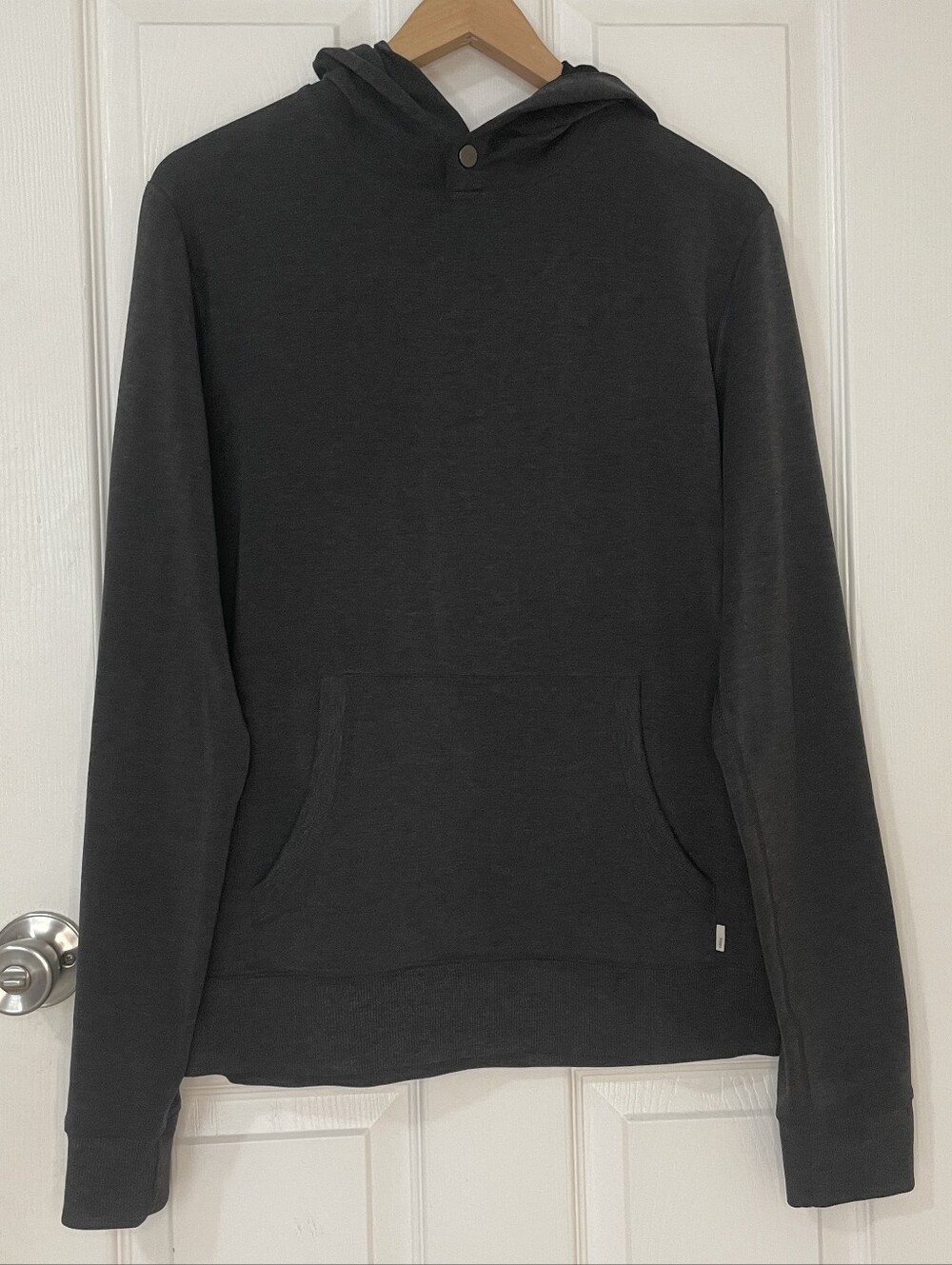 Vuori Charcoal Black Hooded Pullover Size S